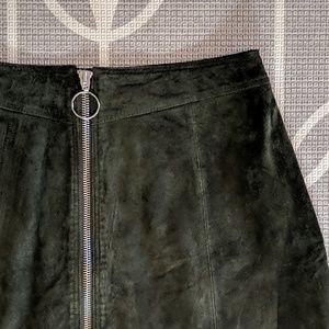Zara Green Suede Front Zip Mini Skirt